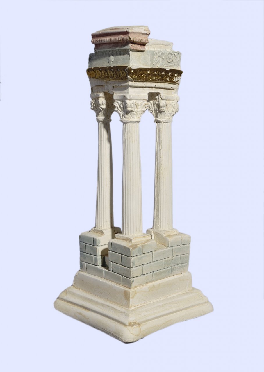 Τhree plaster corinthian columns forming a 90 degrees angle