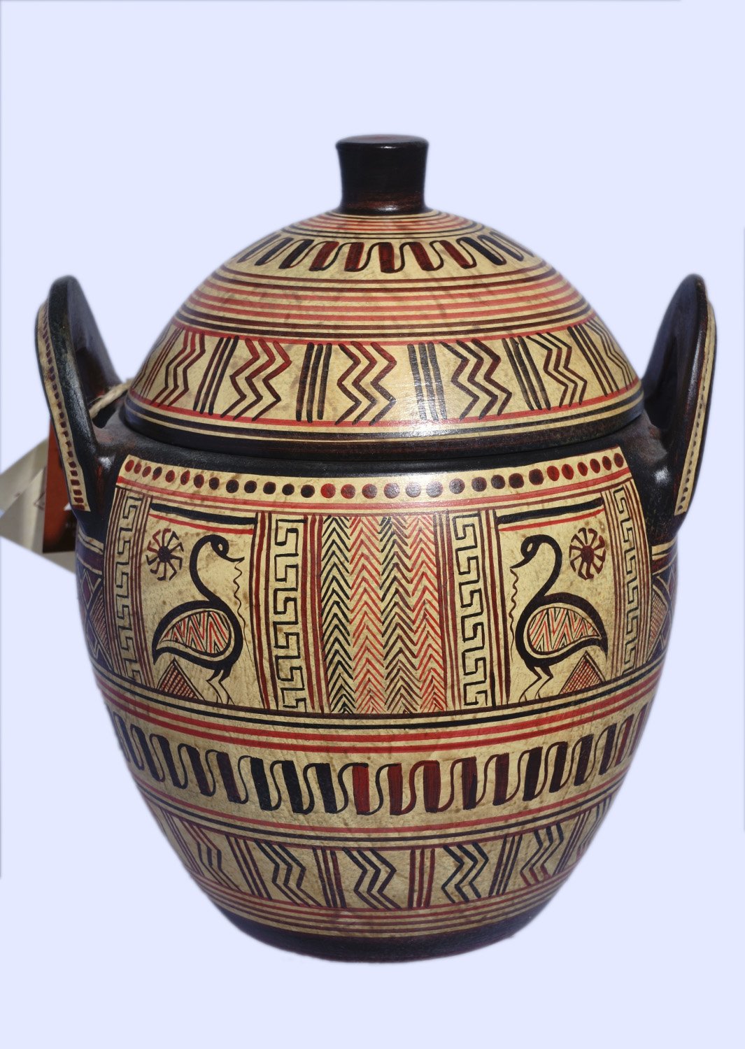 Boeotian pyxis with geometric decoration