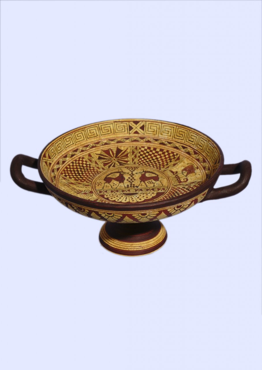 Geometric kylix with deer