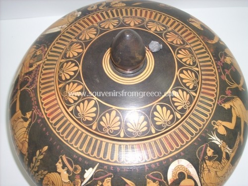 RED FIGURED PYXIS Greek pottery Ancient greek vessels