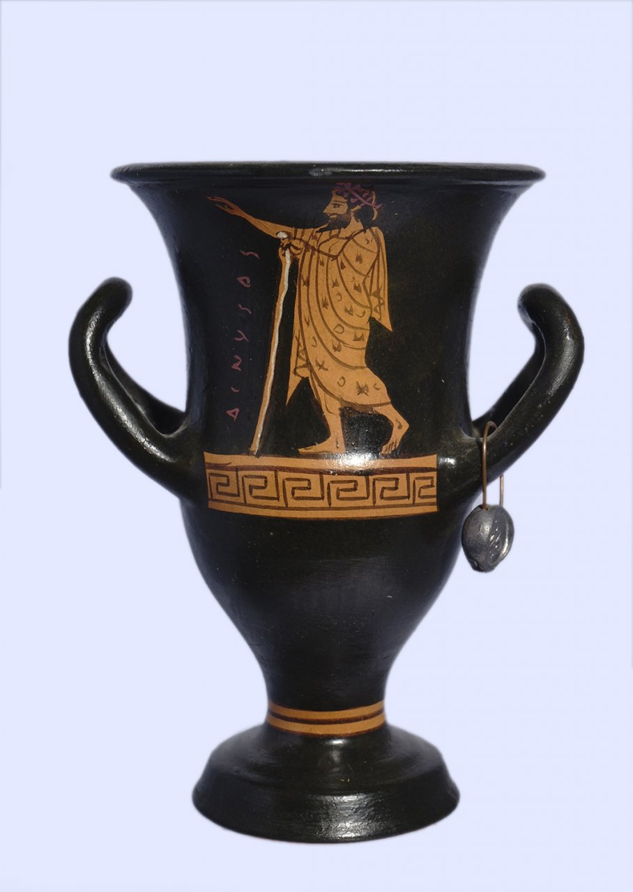 Handmade Red-figure kantharos depicting Dionysus and Athena