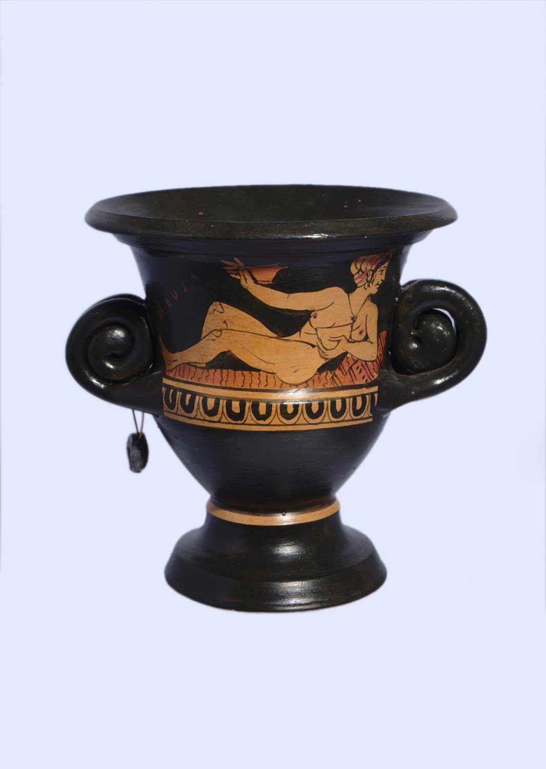 Classical red-figure crater with Hercules fighting with the Nemean lion 