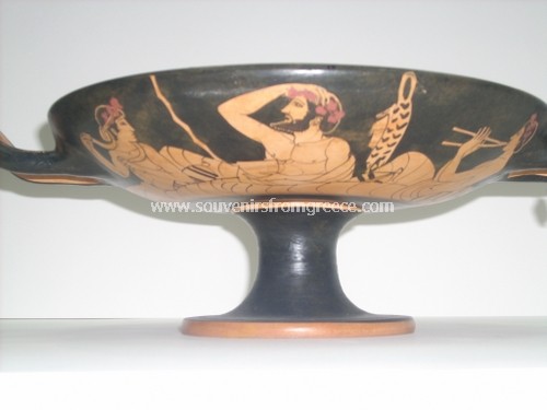 GOD DIONYSOS AND SATYROS GREEK RED FIGURED KILIX Greek pottery Ancient greek vessels