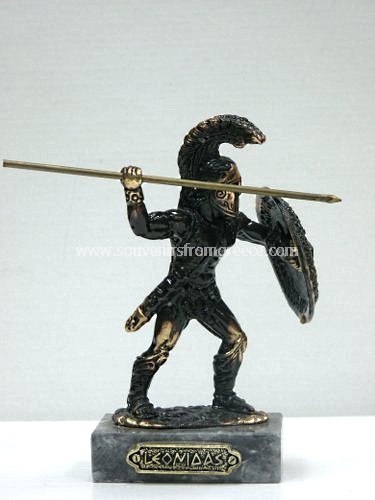 Souvenirs from Greece: Bronze figurine of Leonidas the king of Sparta in black color Clocks Plaster clocks Elegant greek art souvenir handmade greek figurine of Leonidas, the Spartan king that fought with 300 Spartan warriors against the Persians in the battle of Thermopyle. The figurine sits on a marble base and depicts Leonidas holding a spear and shield. A special greek gift.