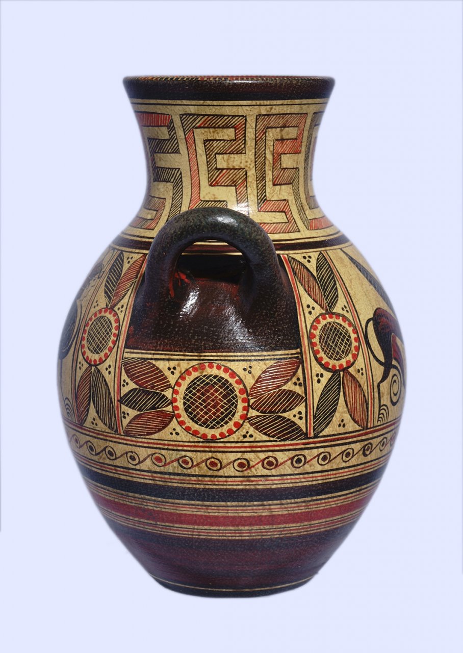 Protogeometric ceramic amphora with Griffin Guardian