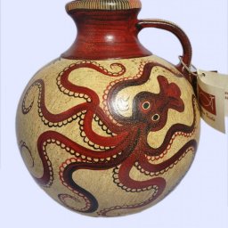 Minoan Greek flask with an octopus 2