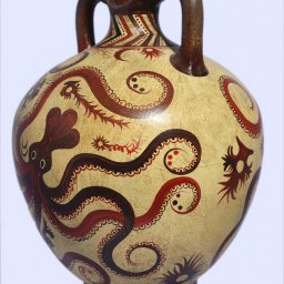 Minoan Greek flask with octopus 2