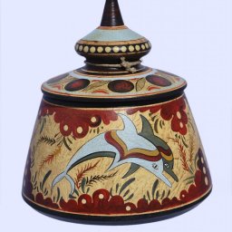 Minoan large Greek pyxis with dolphins 1